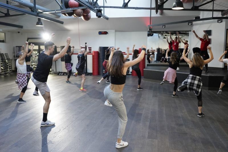 Bạn có thể làm quen được nhiều người mới khi luyện tập Bodyjam Bạn có thể làm quen được nhiều người mới khi luyện tập Bodyjam