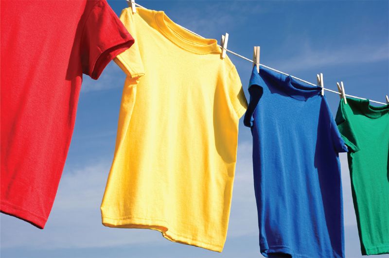 Bạn nên phơi quần áo vải Dri-fit ở nơi khô thoáng Bạn nên phơi quần áo vải Dri-fit ở nơi khô thoáng