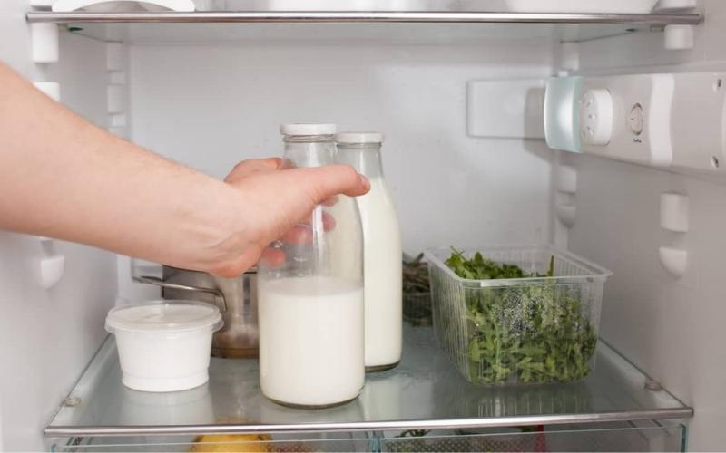 Bảo quản sữa hạt trong tủ lạnh
