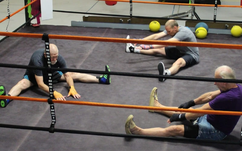 Cool down sau buổi tập boxing