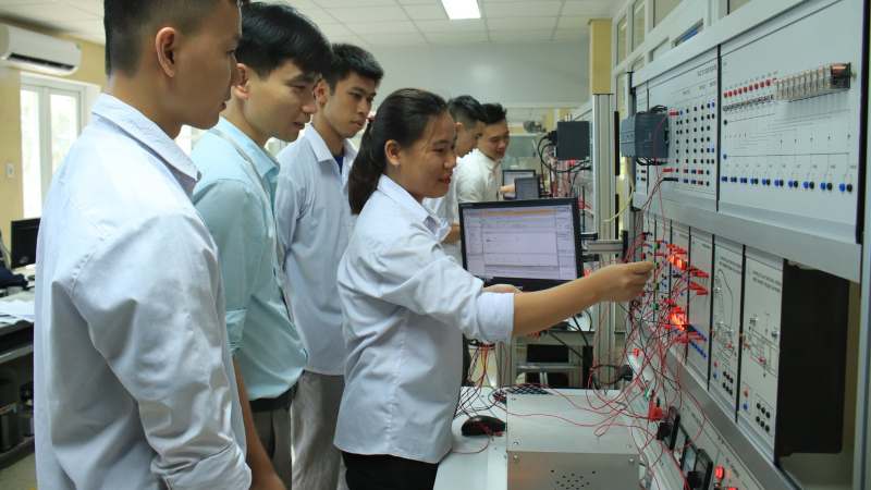Các khối thi vào ngành Kỹ thuật Điện tử - Viễn Thông