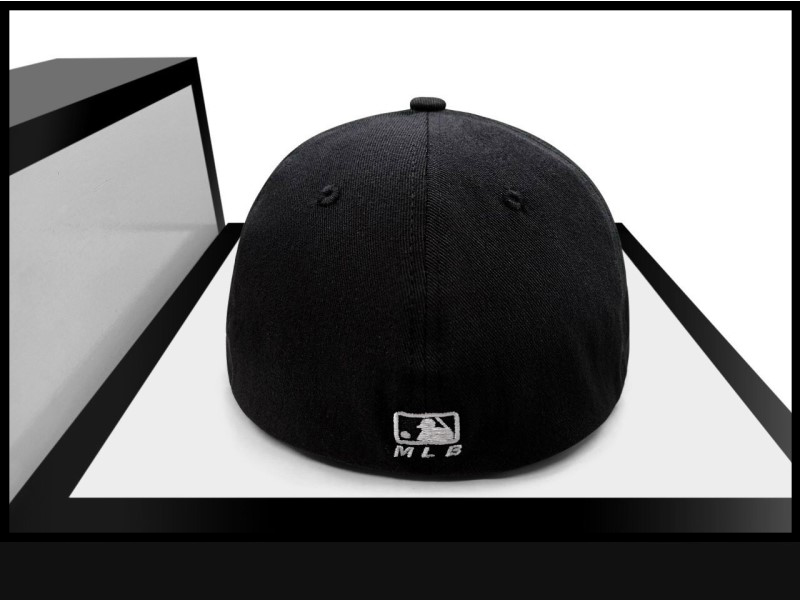 Fitted cap (Mũ liền gáy/bo đầu/bít đuôi)