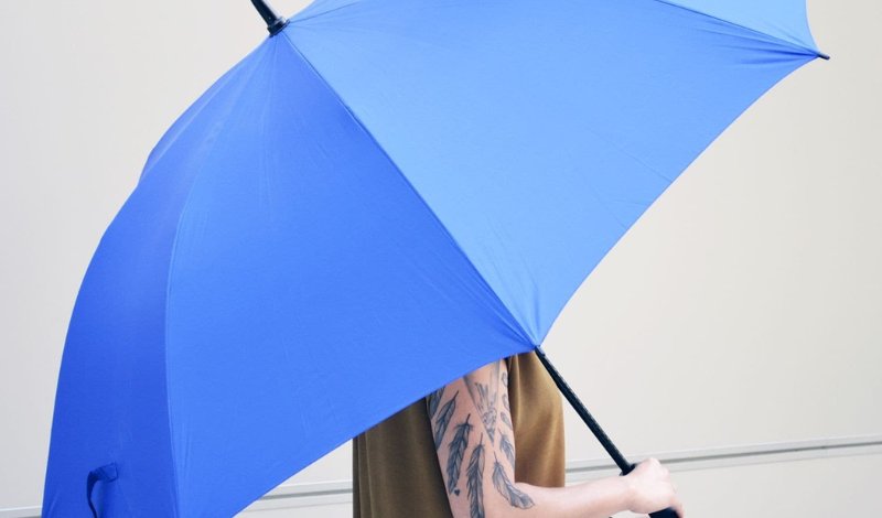 Vải dù rất thích hợp để làm ô che nắng, che mưa