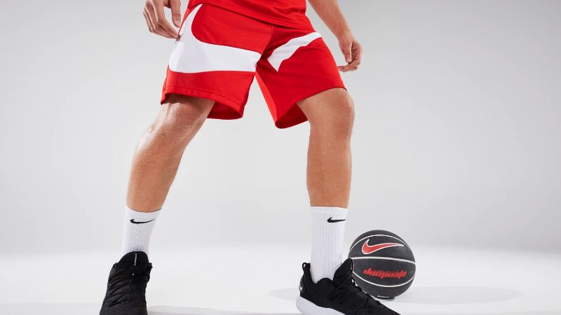 Quần short Dri-fit thường được các vận động viên sử dụng Quần short Dri-fit thường được các vận động viên sử dụng