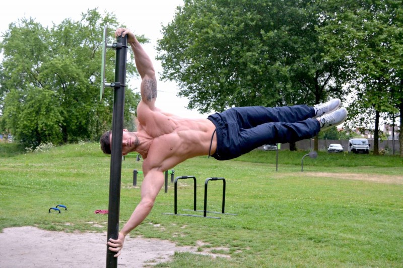 Street workout bắt nguồn từ những nhà tù ở Mỹ