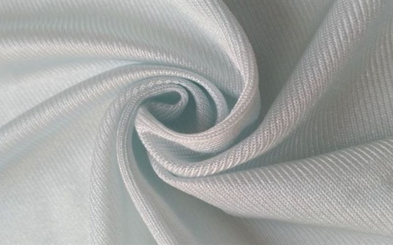 Vải Polyamide là loại vải được làm từ sợi polyamide, tương tự như vải nylon