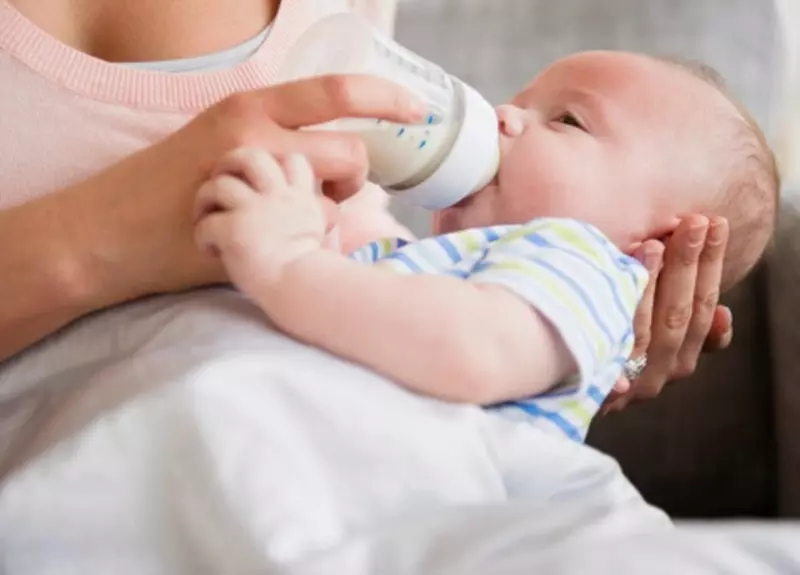 Bình sữa cổ hẹp là gì?
