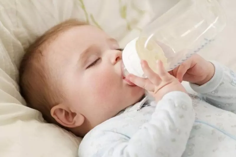 Nhược điểm của bình sữa cổ hẹp