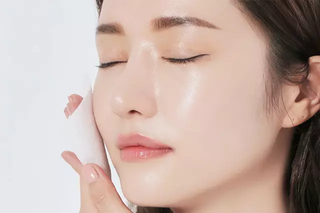 Lưu ý khi chăm sóc da mụn đang sử dụng treatment