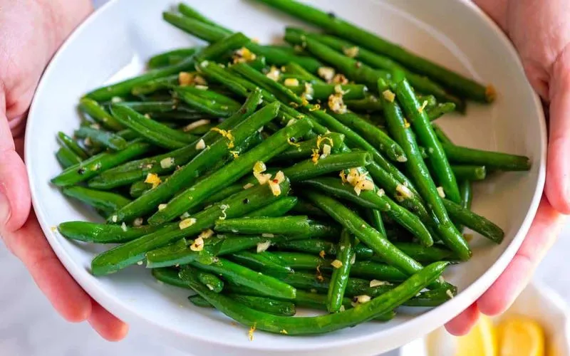 Các loại đậu còn non nguyên vỏ