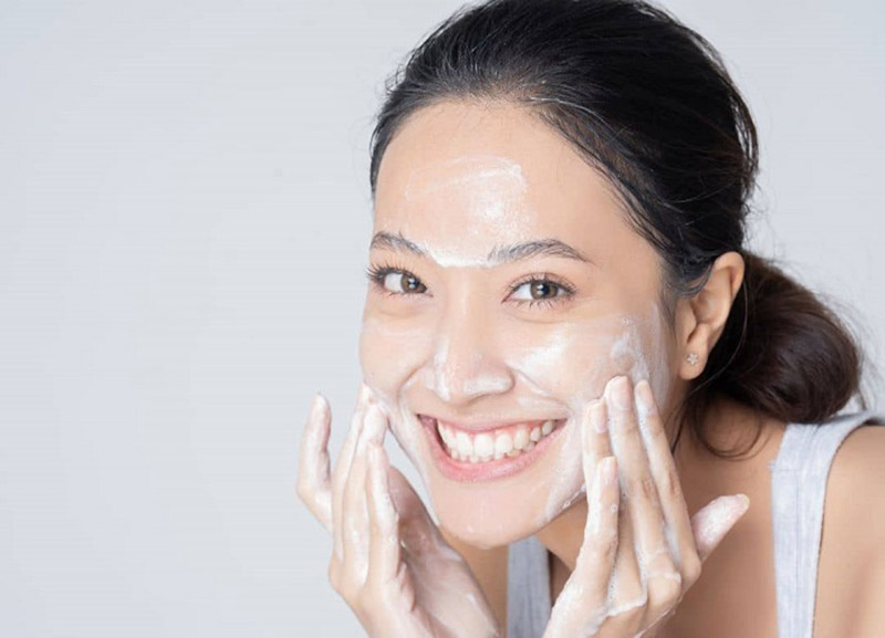 Sữa rửa mặt