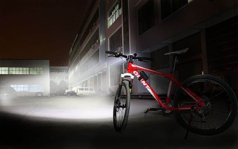 Độ sáng của đèn xe đạp thể thao
