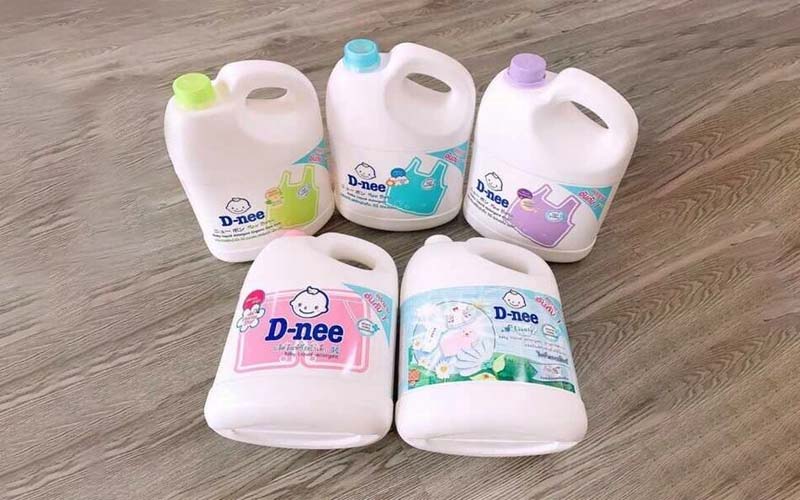 Nước giặt xả D-nee