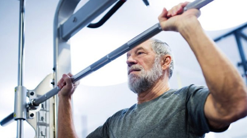 Khi về già, bạn vẫn thường xuyên luyện tập cardio sẽ giúp cơ bắp chắc khỏe