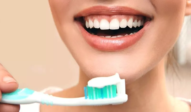 Kem đánh răng kiểm soát cao răng