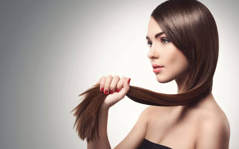 Keratin có công dụng làm trơn, mượt mà và thẳng tóc