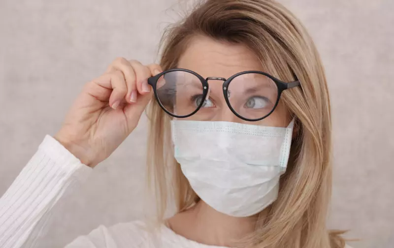 Bảo vệ mắt khỏi bụi bẩn
