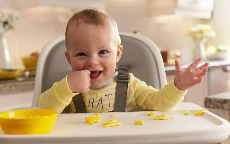 Ưu điểm của kiểu ăn dặm BLW