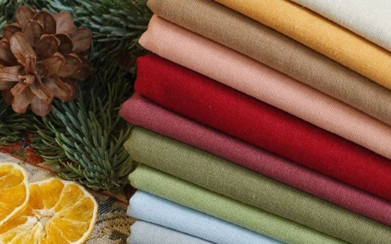 Ưu điểm của vải linen là thấm hút nhanh, chiều nhiệt tốt và mềm mại
