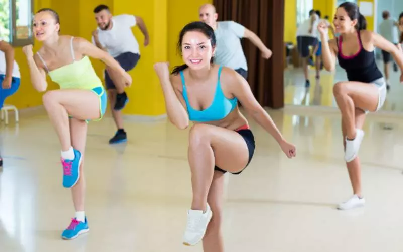 Không nên tập các bài quá nặng khi mới bắt đầu