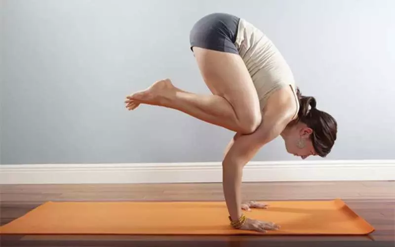 Asana yoga cho người ở mức nâng cao