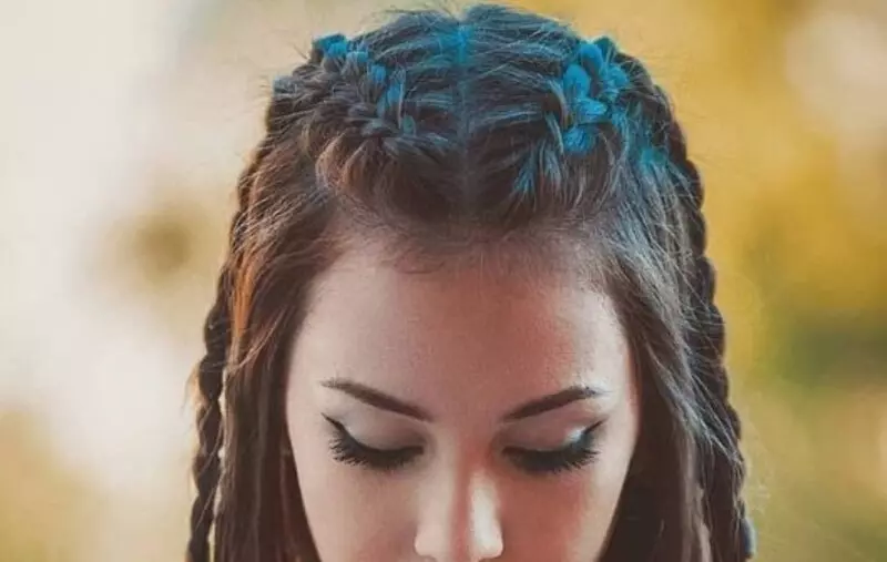 Cách tết tóc xương cá hình trái tim