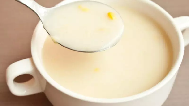 Khuấy tan đều và kiểm tra độ nóng