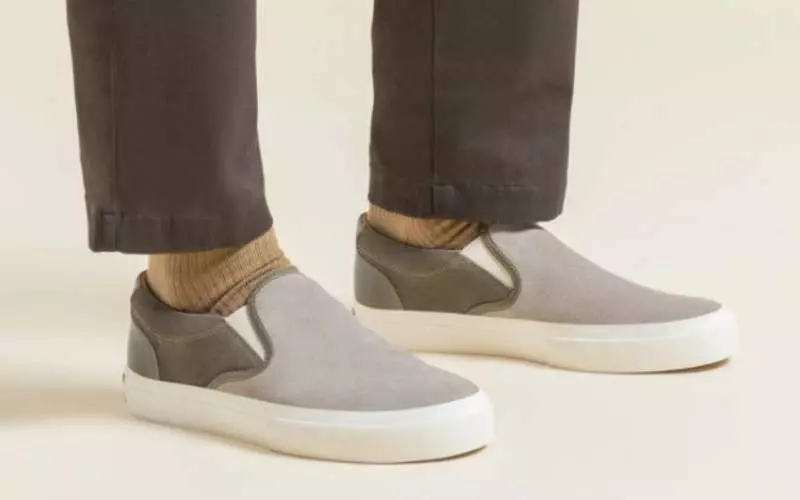 Đôi giày slip on có nguồn gốc từ nước Anh