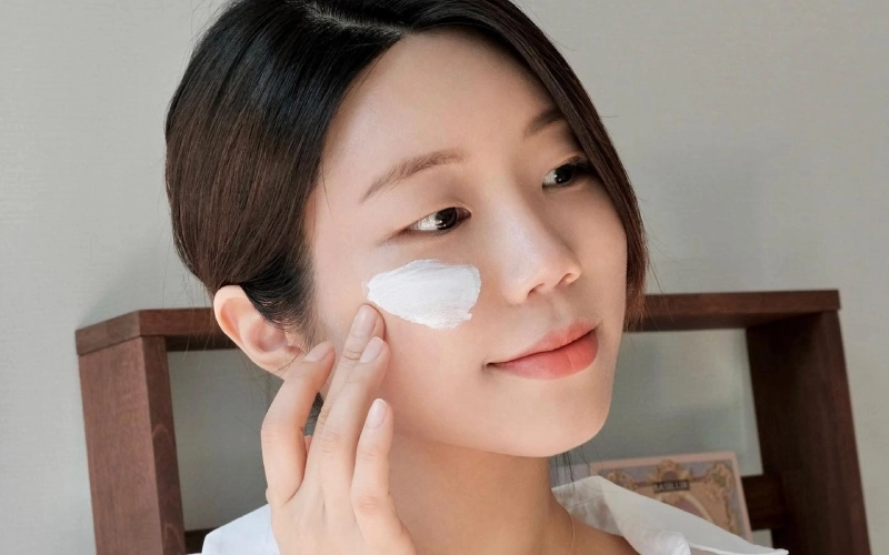 Kem chống nắng hóa học là gì?
