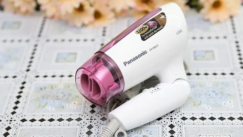 Máy sấy tóc 1200W Panasonic ND21-P645