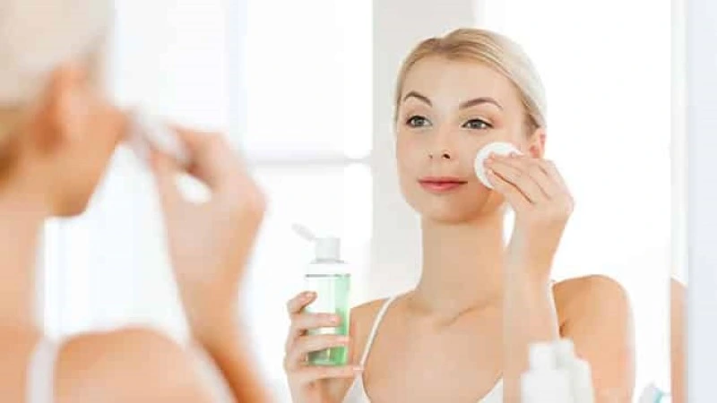 Nước tẩy trang là gì?