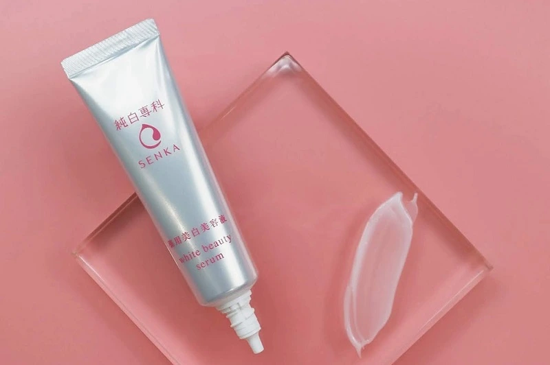 Serum dưỡng trắng da Shiseido Senka White Beauty Nhật Bản