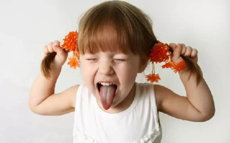 Việc hiếu động ở trẻ là do chất tạo màu thực phẩm nhân tạo và các chất bảo quản