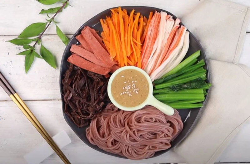 Những ai không được sử dụng bún gạo lứt