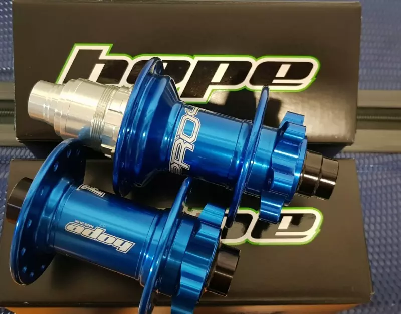 Đùm trục 142mmx12mm