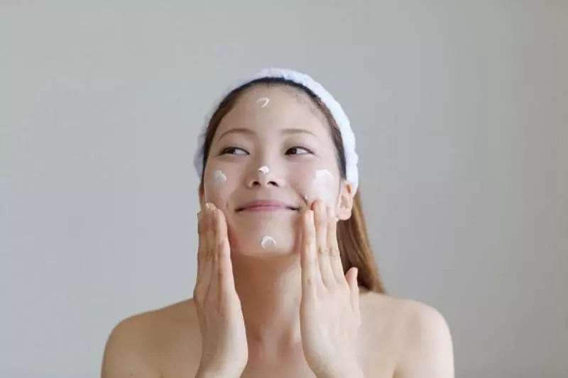 Tăng cường đề kháng và tạo hàng rào độ ẩm cho da