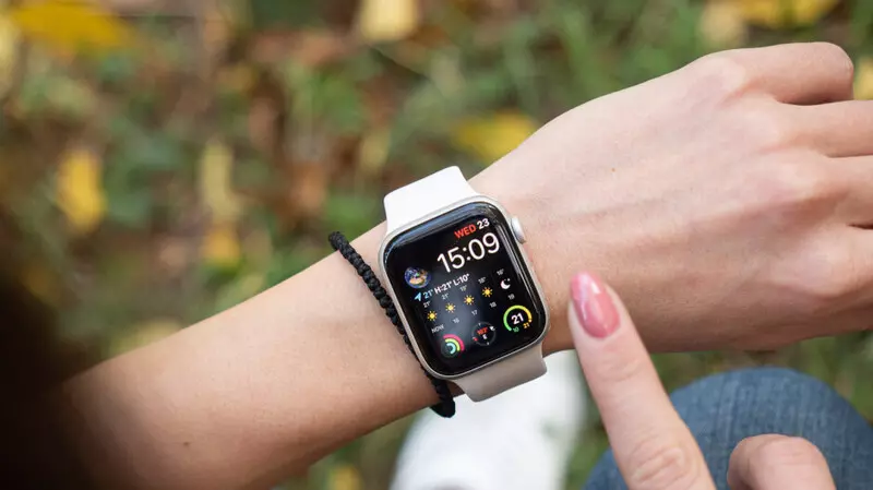 Apple watch Like Auth