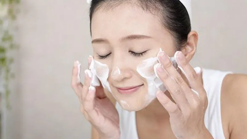 Vệ sinh và chăm sóc da đúng cách