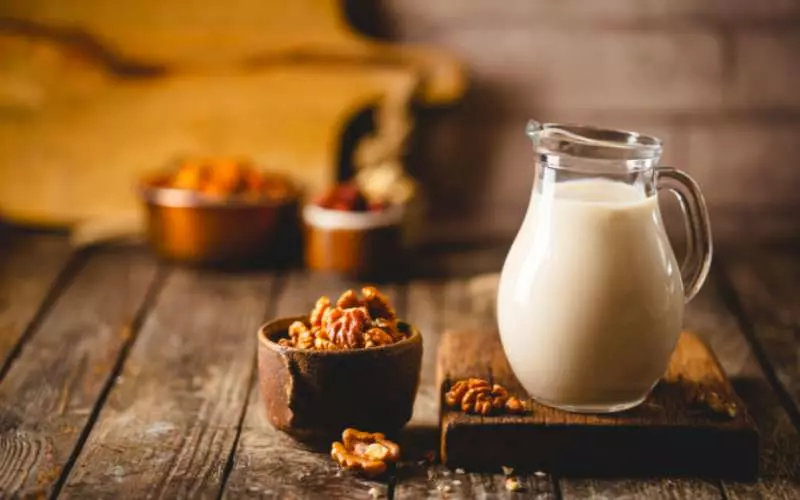 Những lưu ý khi sử dụng sữa óc chó