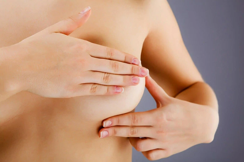Xoa bóp bầu ngực