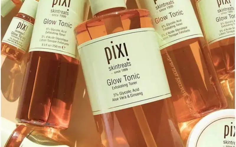 Pixi Skintreats Glow Tonic Exfoliating Toner