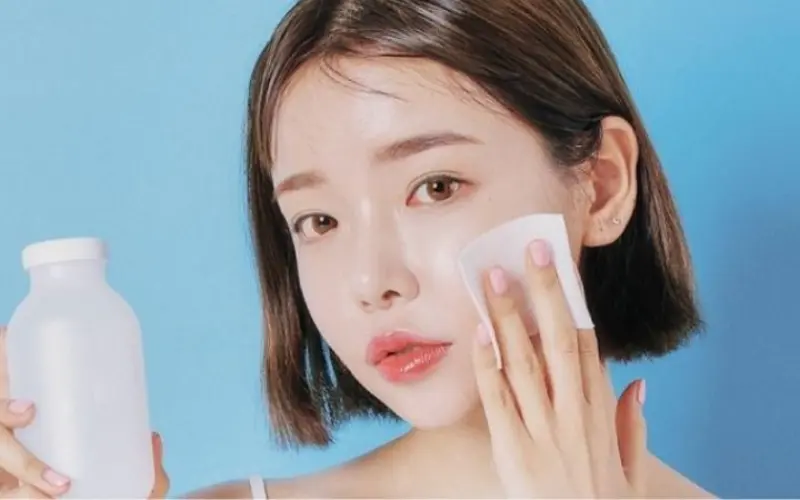 Sự khác nhau giữa Toner và Toner Acid?