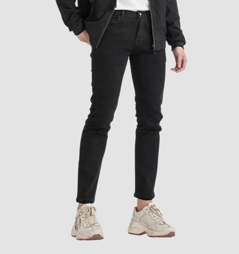 Skinny Jeans là sự kết hợp của cotton và một ít sợi spandex