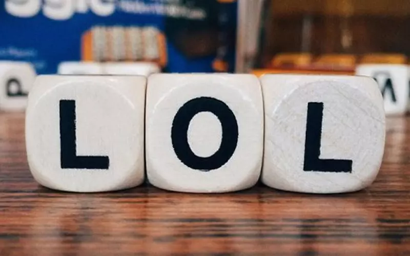LOL là thuật ngữ thông dụng