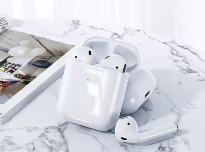 AirPods
