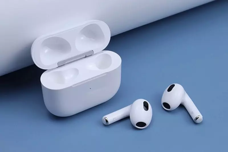AirPods 3