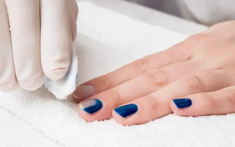 Giúp tẩy màu sơn hiệu quả