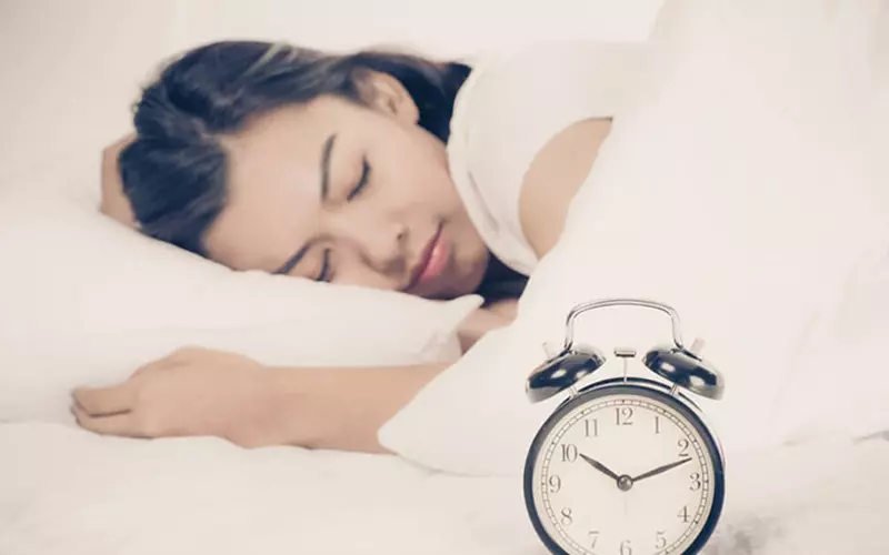 Bạn nên ngủ sớm để thêm khỏe mạnh