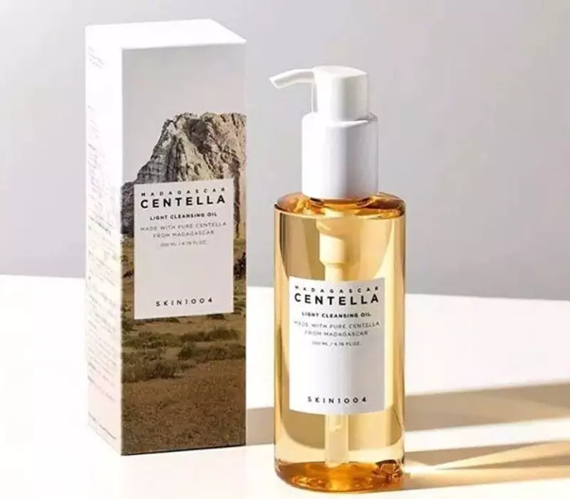 Skin1004 Madagascar Centella Light Cleansing Oil rất được yêu thích