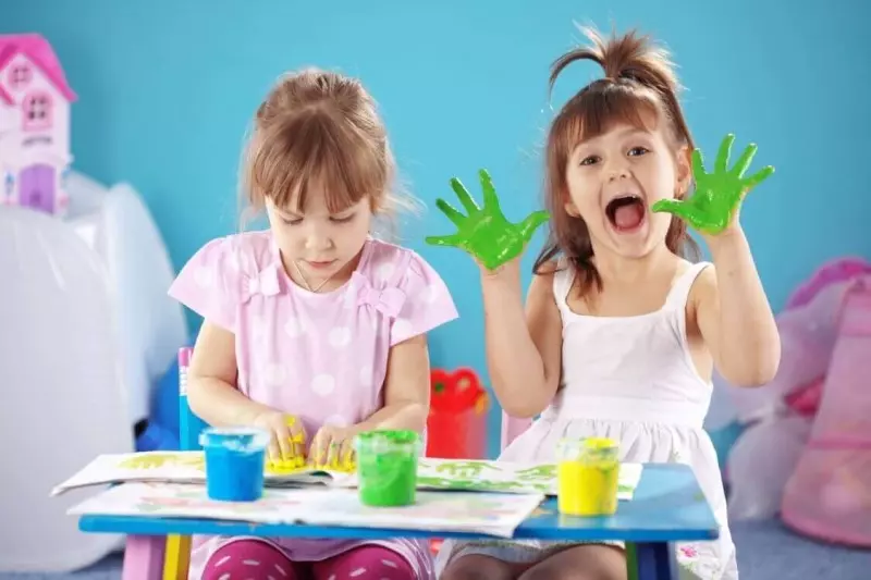 Ở giai đoạn này, bé dần thành thạo, những bức tranh cũng có chủ đích và rõ ràng hơn.